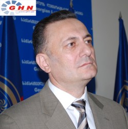 Шалва Нателашвили провел акцию протеста у Белого дома в США