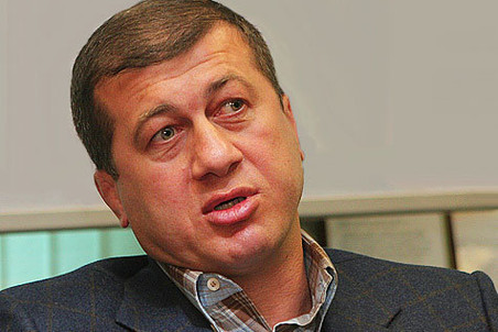 ФСБ задержало экс-кандидата в президенты Южной Осетии Тедеева в самолете Москва-Семфирополь