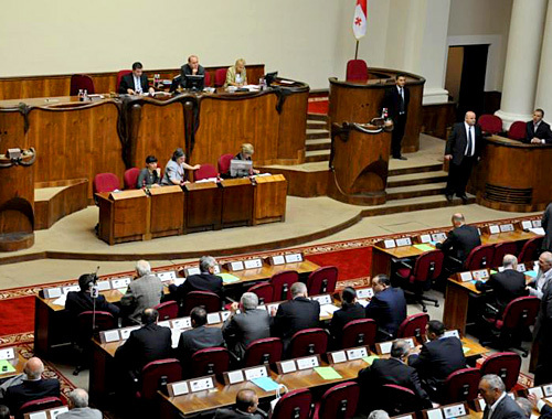 Парламентское большинство Грузии сомневается в политической культуре оппозиции 