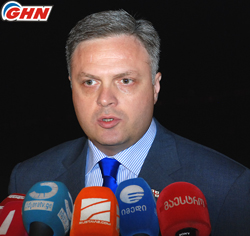 Гиоргий Бармидзе: Россия может вторгнуться в Грузию и без «Мистралей»