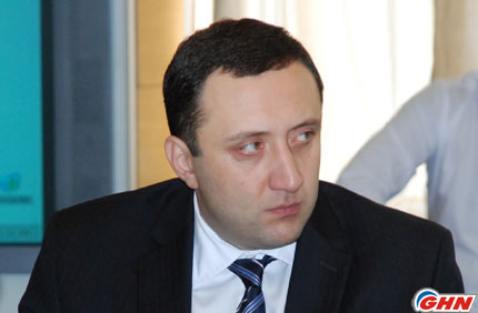 Паата Давитая: Россия политически «пудрит мозги» международному обществу