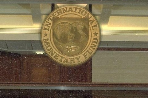 Украина рассчиталась с МВФ по первому траншу